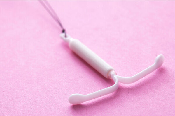 Wie wirkt die Hormonspirale (IUD)?